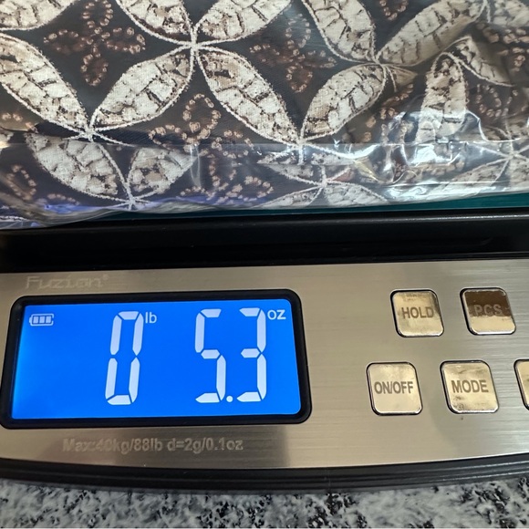 NWT Falls Creek short sleeve v neck navy blue geo print blouse women’s medium - Picture 13 of 13